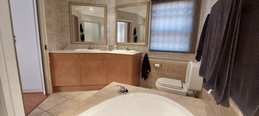 3 Bedroom Property for Sale in Meyersdal Gauteng