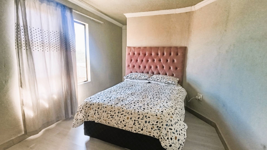4 Bedroom Property for Sale in Olievenhoutbosch Gauteng