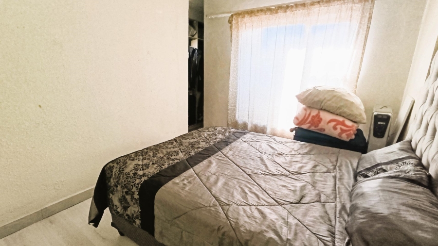 4 Bedroom Property for Sale in Olievenhoutbosch Gauteng