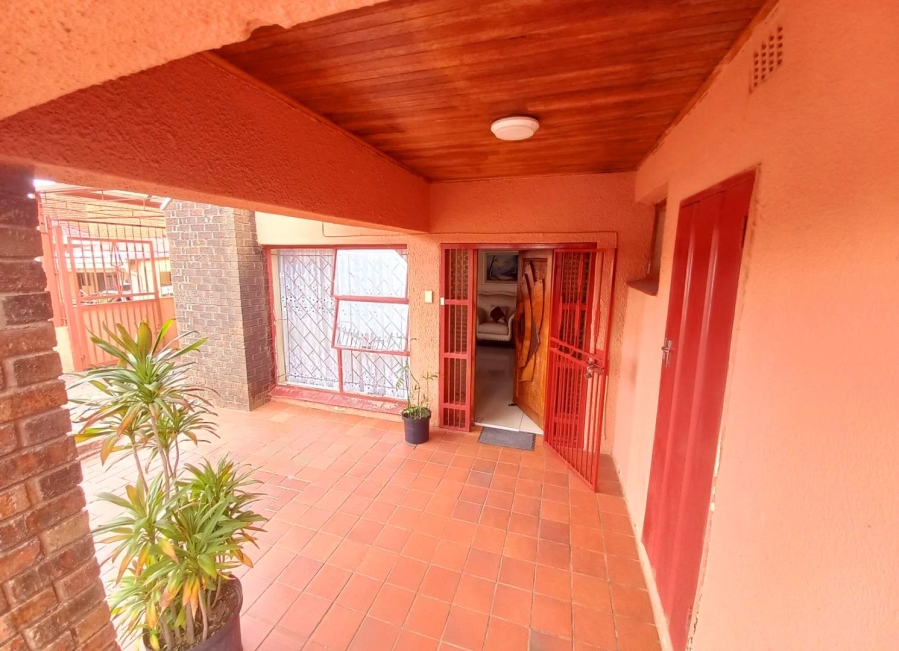 3 Bedroom Property for Sale in Atteridgeville Gauteng