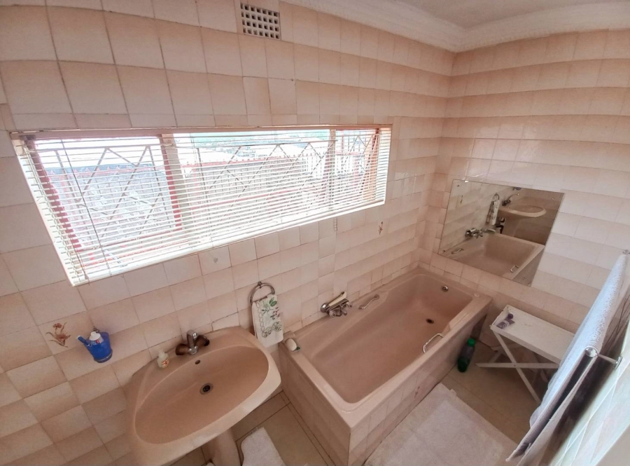3 Bedroom Property for Sale in Atteridgeville Gauteng