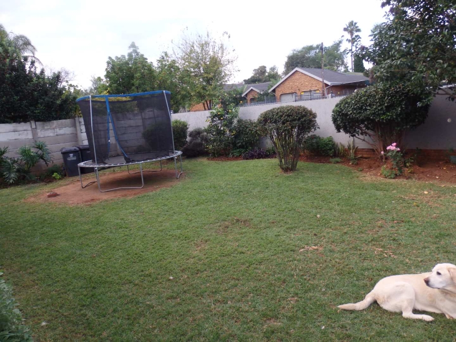 3 Bedroom Property for Sale in Garsfontein Gauteng