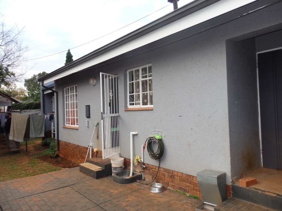 3 Bedroom Property for Sale in Garsfontein Gauteng