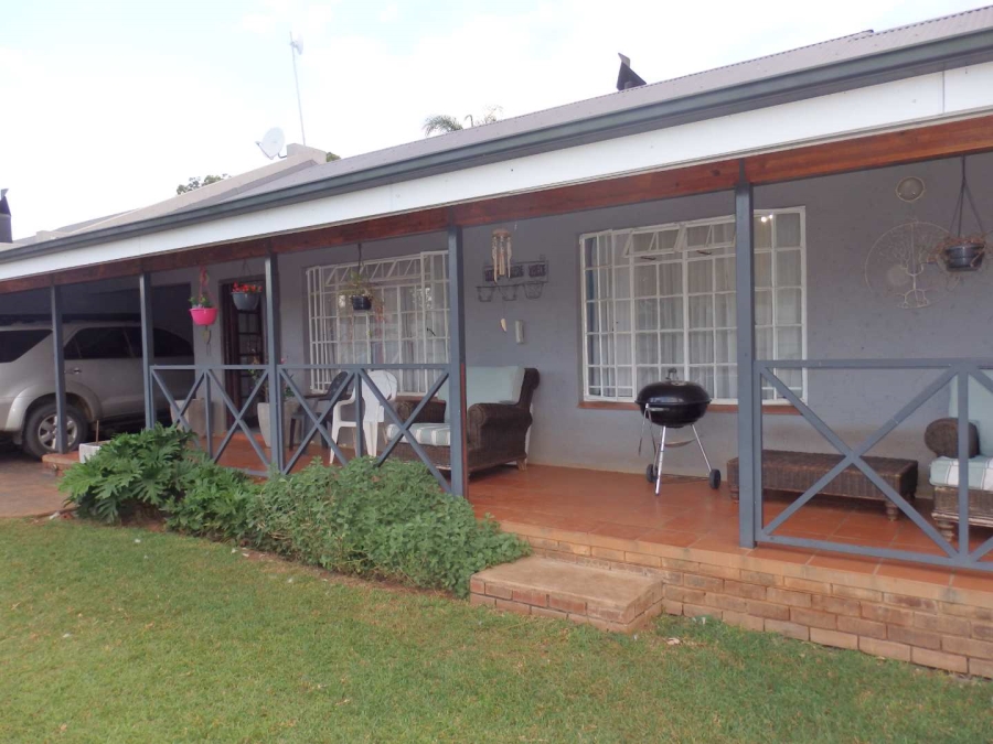 3 Bedroom Property for Sale in Garsfontein Gauteng