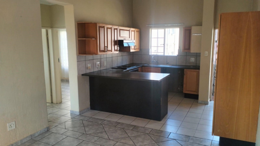 2 Bedroom Property for Sale in Garsfontein Gauteng