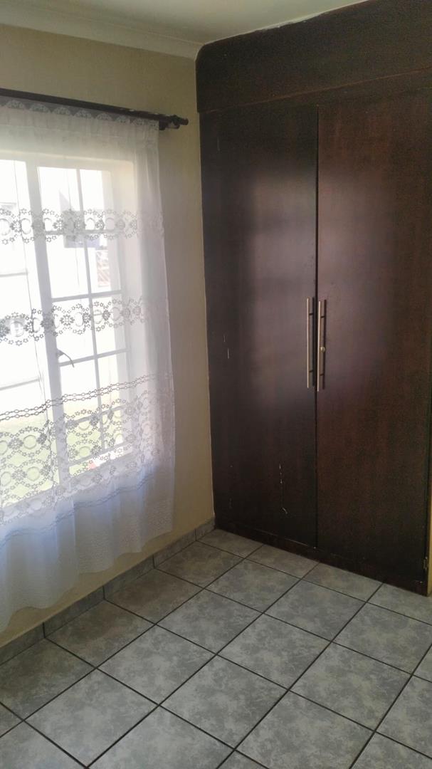 2 Bedroom Property for Sale in Garsfontein Gauteng