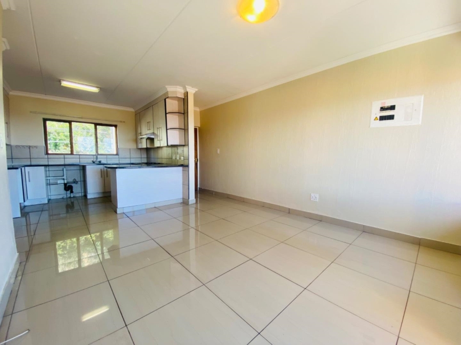 To Let 3 Bedroom Property for Rent in Constantia Kloof Gauteng