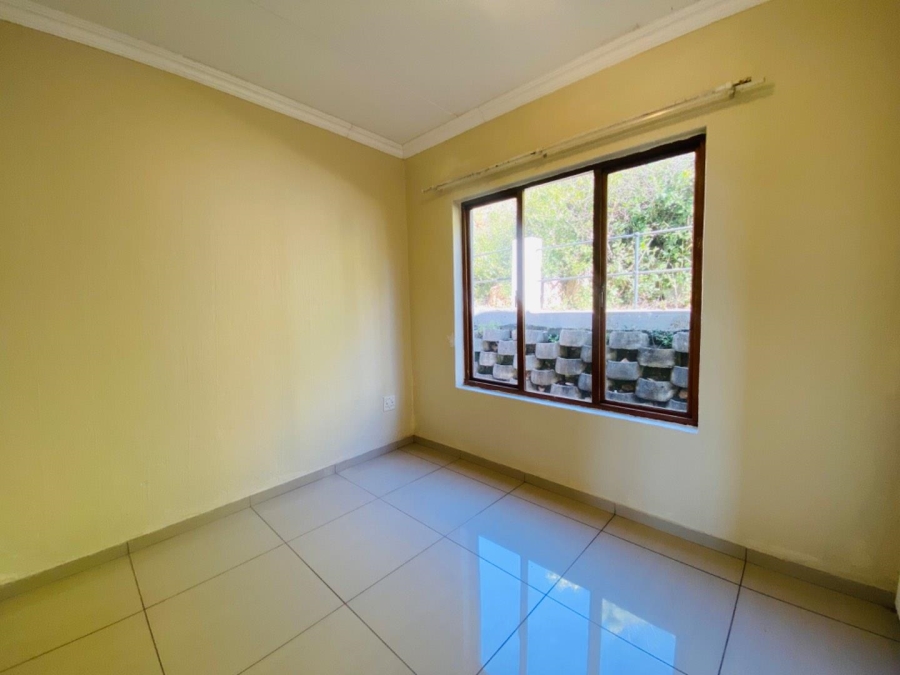 To Let 3 Bedroom Property for Rent in Constantia Kloof Gauteng