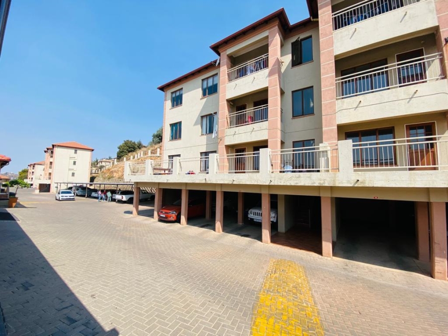 To Let 3 Bedroom Property for Rent in Constantia Kloof Gauteng
