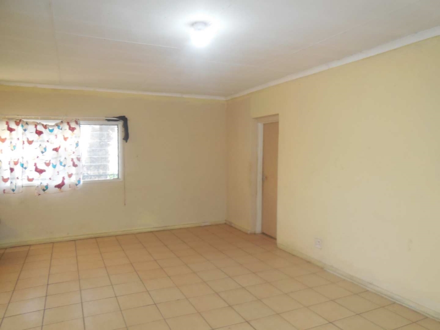To Let 4 Bedroom Property for Rent in Silverton Gauteng