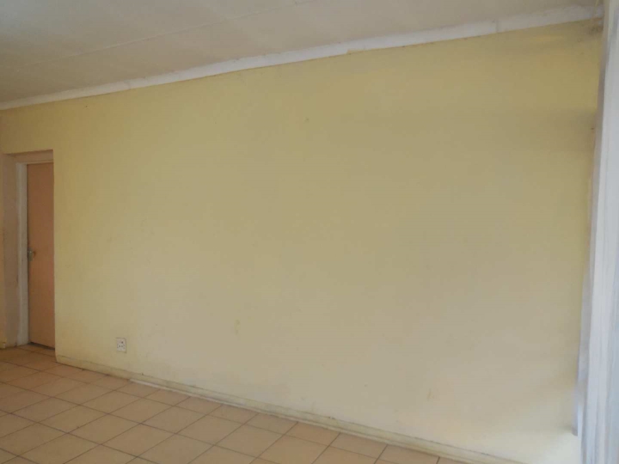 To Let 4 Bedroom Property for Rent in Silverton Gauteng