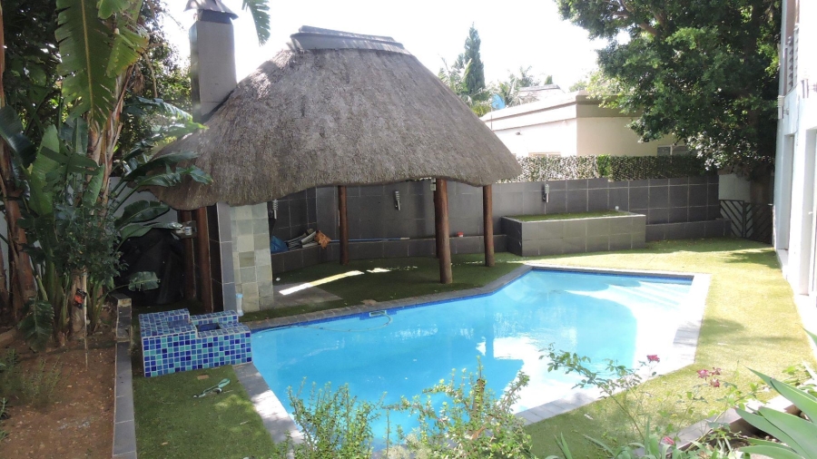 To Let 4 Bedroom Property for Rent in Faerie Glen Gauteng