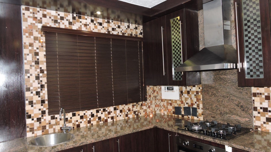 To Let 4 Bedroom Property for Rent in Faerie Glen Gauteng