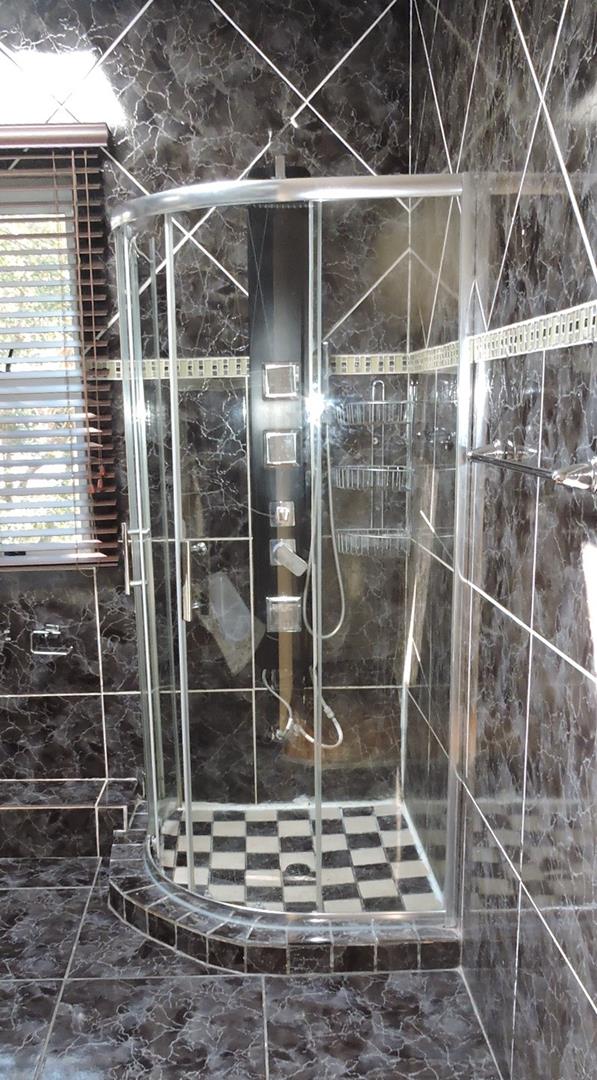 To Let 4 Bedroom Property for Rent in Faerie Glen Gauteng
