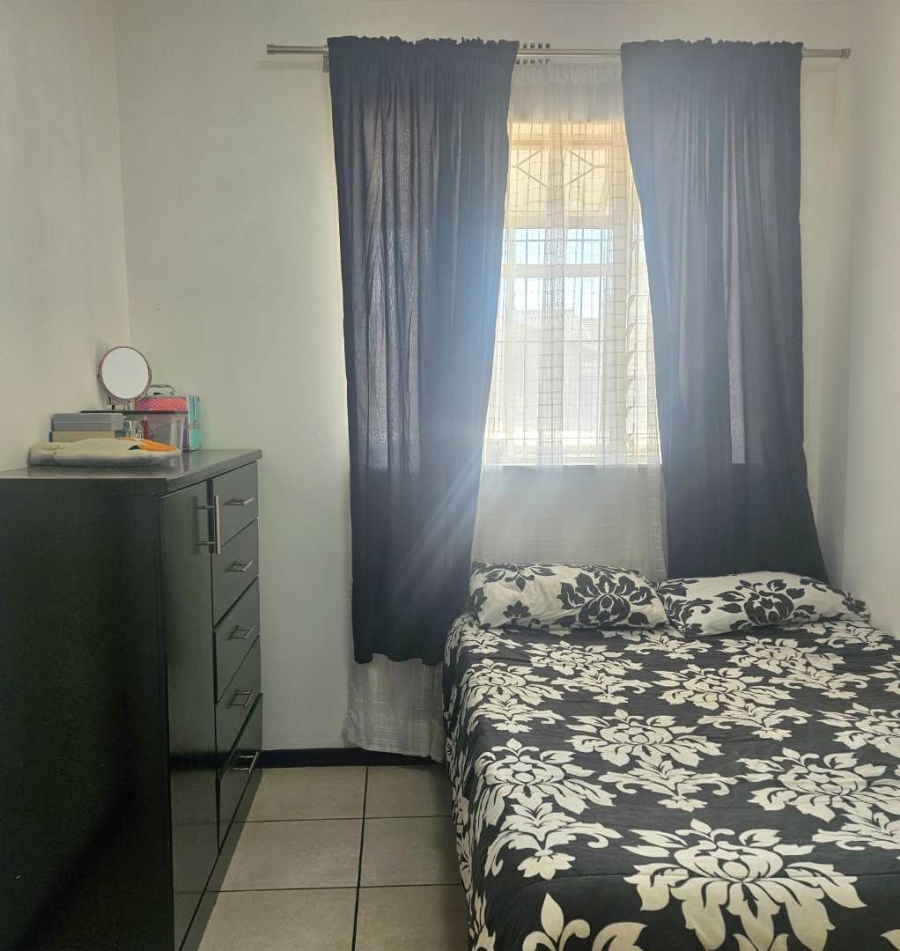 2 Bedroom Property for Sale in Brackenhurst Gauteng