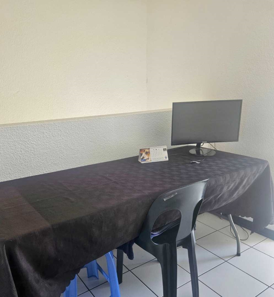 2 Bedroom Property for Sale in Brackenhurst Gauteng