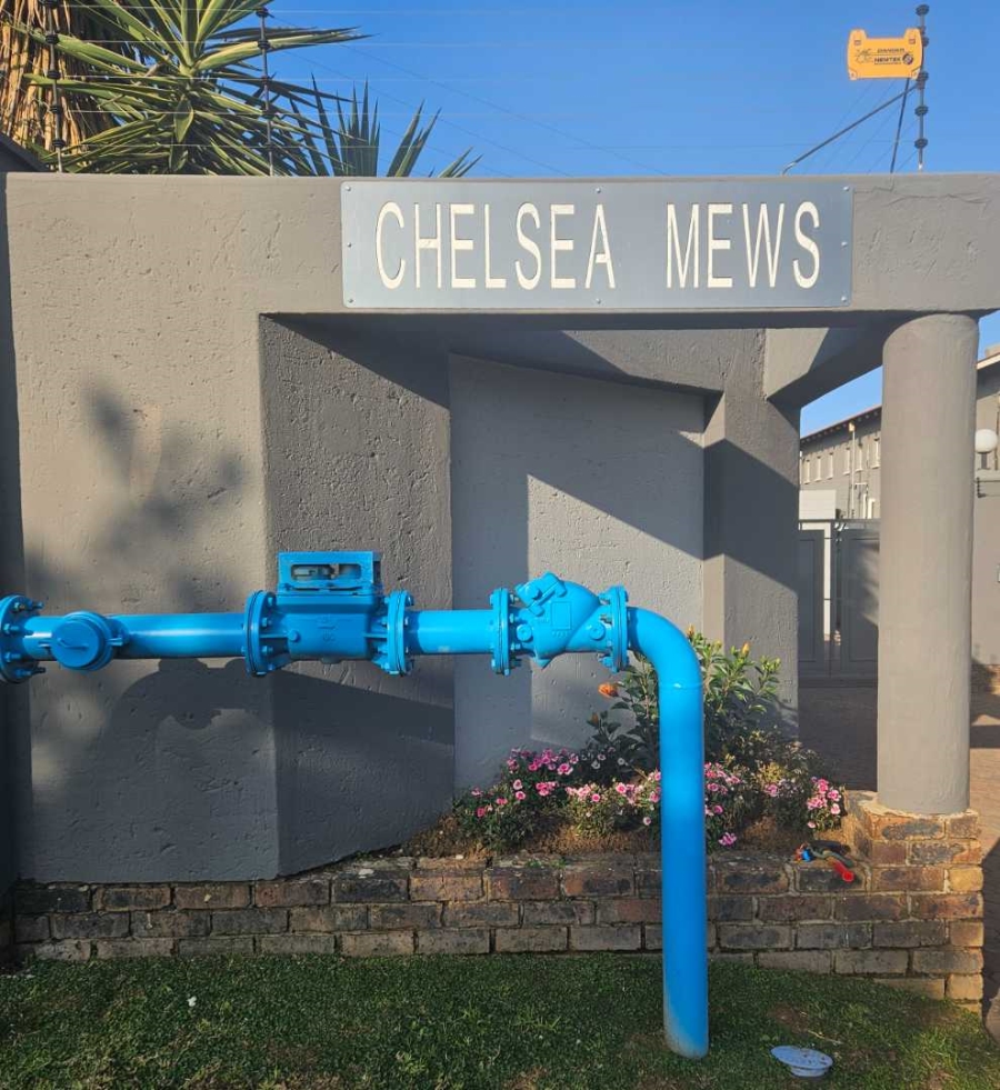 2 Bedroom Property for Sale in New Redruth Gauteng