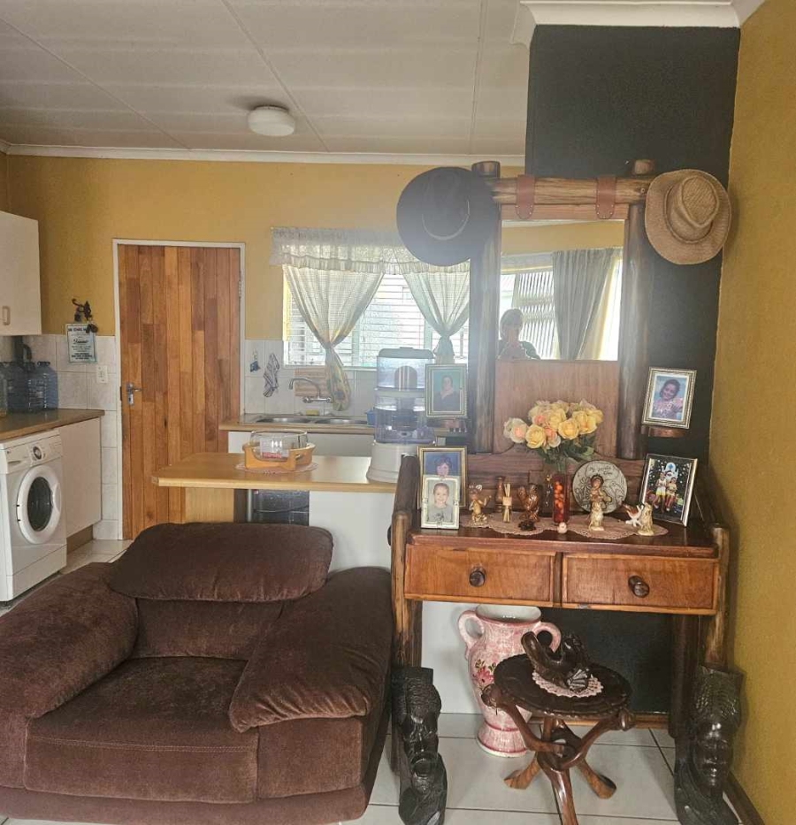 2 Bedroom Property for Sale in New Redruth Gauteng