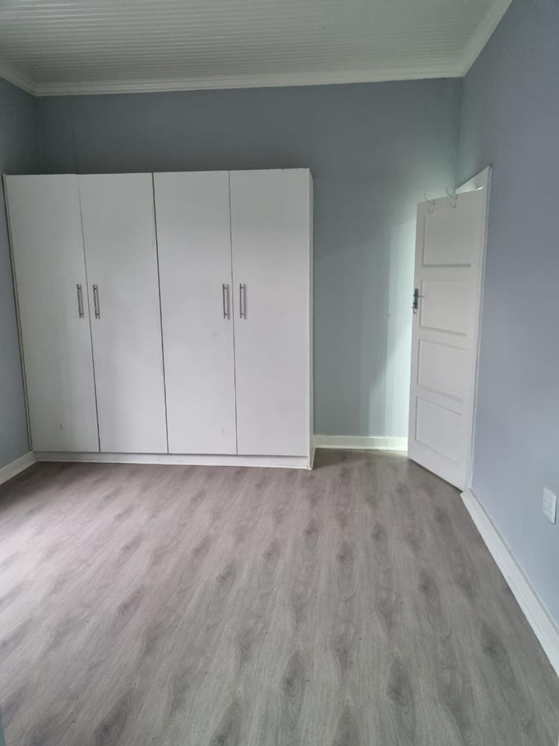 To Let 1 Bedroom Property for Rent in Orange Grove Gauteng