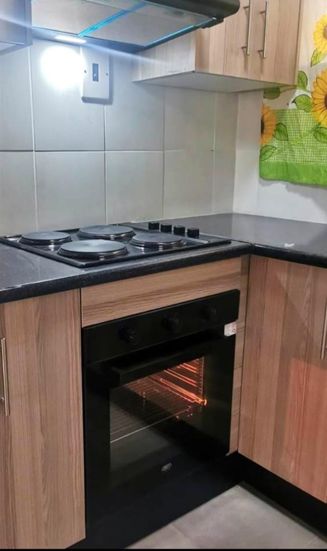 To Let 2 Bedroom Property for Rent in Lombardy East Gauteng