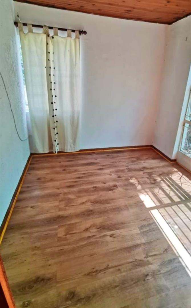 To Let 2 Bedroom Property for Rent in Lombardy East Gauteng