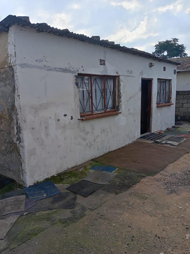 1 Bedroom Property for Sale in Tembisa Gauteng