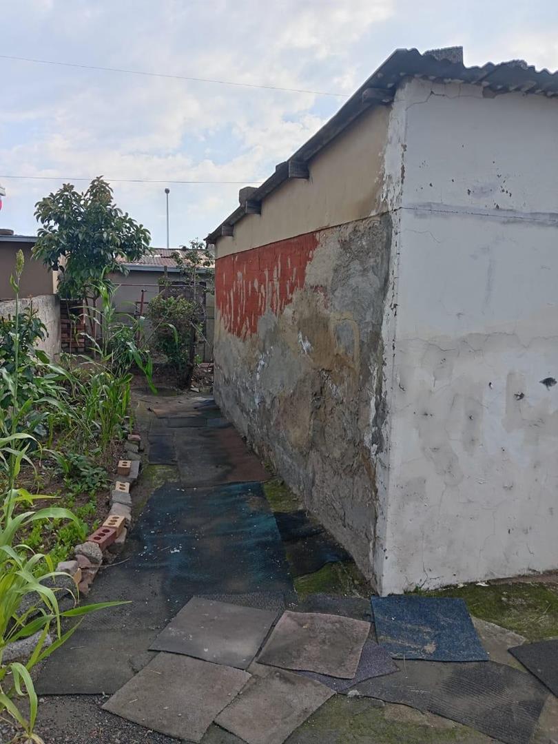 1 Bedroom Property for Sale in Tembisa Gauteng