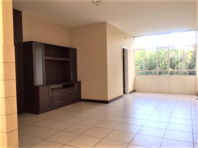 To Let 1 Bedroom Property for Rent in Illovo Gauteng