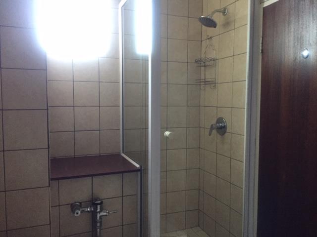 To Let 1 Bedroom Property for Rent in Illovo Gauteng