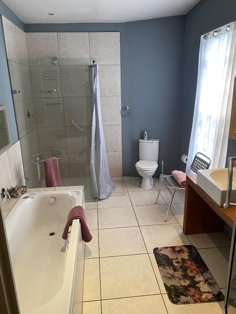 To Let 1 Bedroom Property for Rent in Craighall Park Gauteng