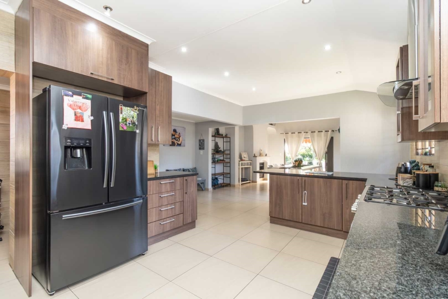 3 Bedroom Property for Sale in Sunninghill Gauteng