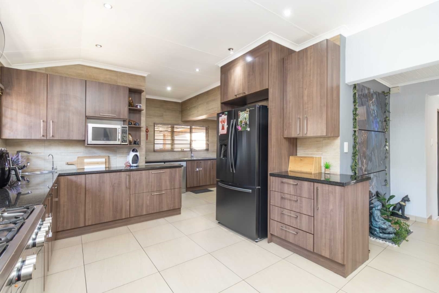 3 Bedroom Property for Sale in Sunninghill Gauteng