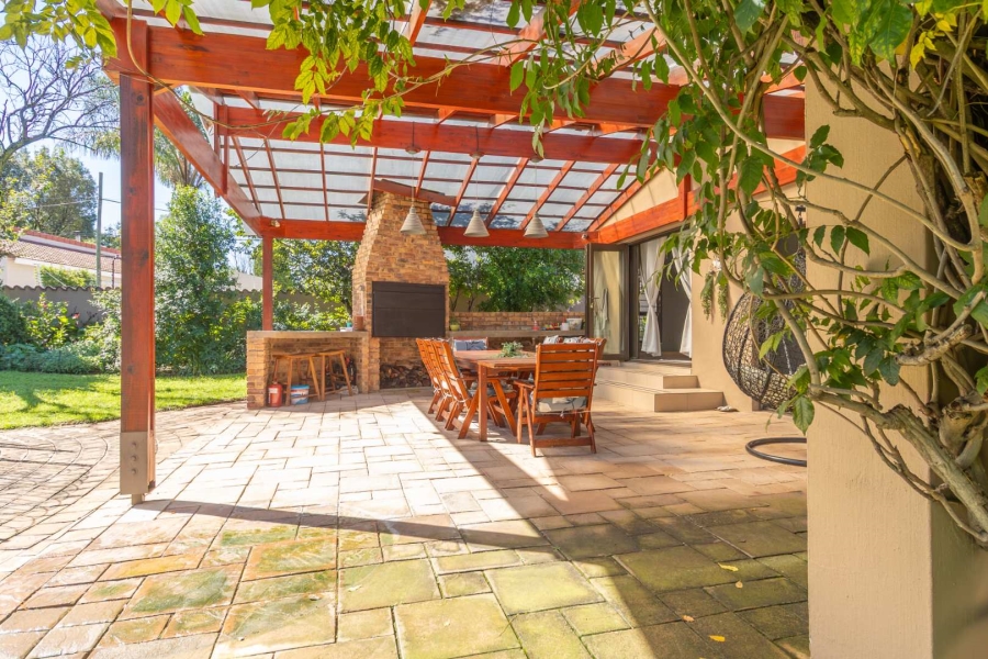 3 Bedroom Property for Sale in Sunninghill Gauteng