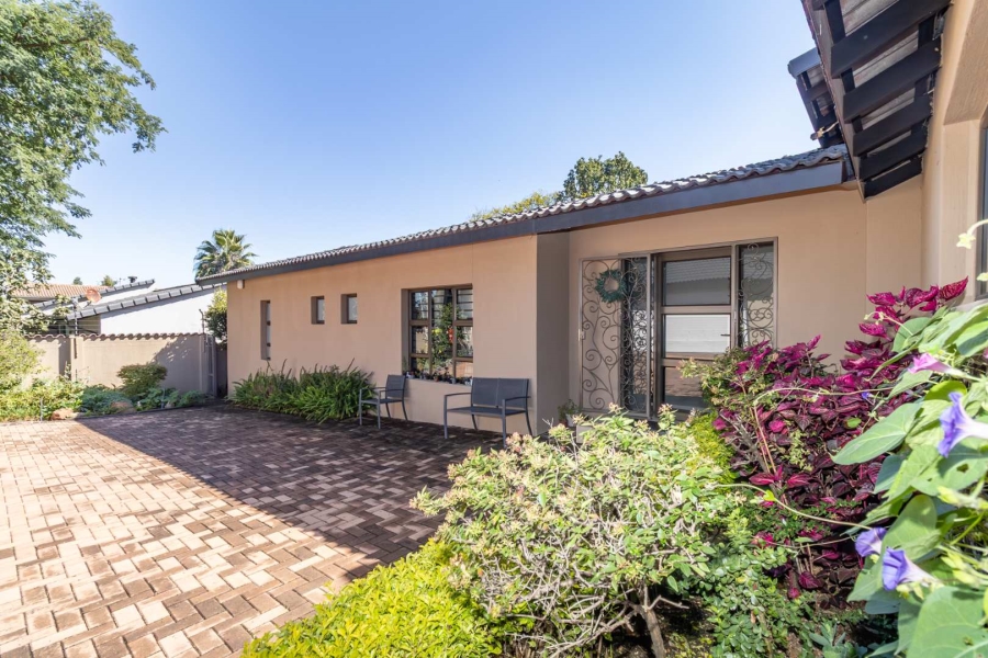3 Bedroom Property for Sale in Sunninghill Gauteng