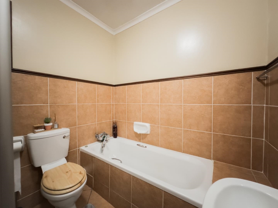 2 Bedroom Property for Sale in Mooikloof Ridge Gauteng