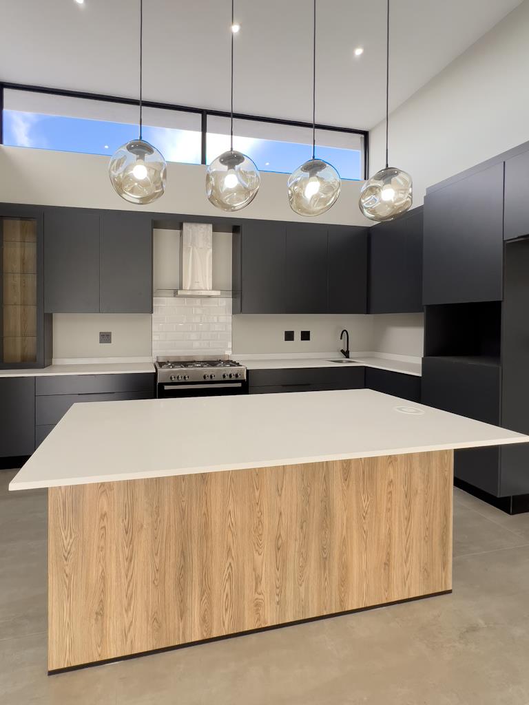 4 Bedroom Property for Sale in Midstream Heights Gauteng