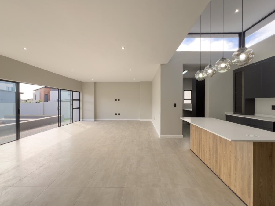4 Bedroom Property for Sale in Midstream Heights Gauteng