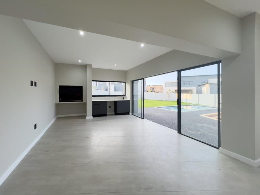 4 Bedroom Property for Sale in Midstream Heights Gauteng