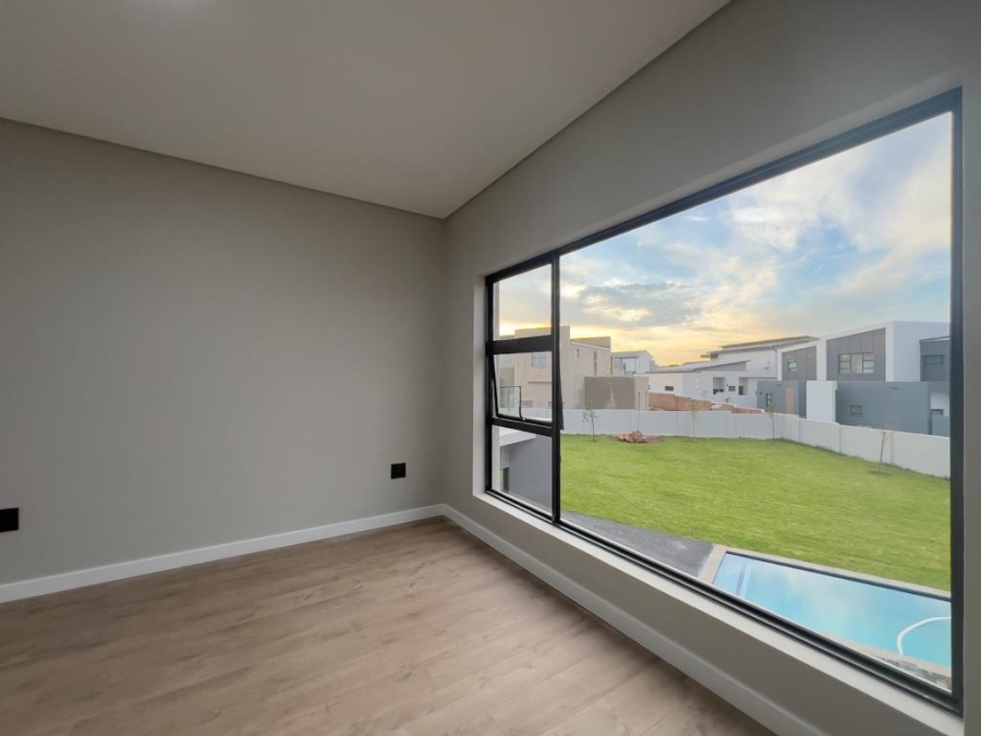 4 Bedroom Property for Sale in Midstream Heights Gauteng