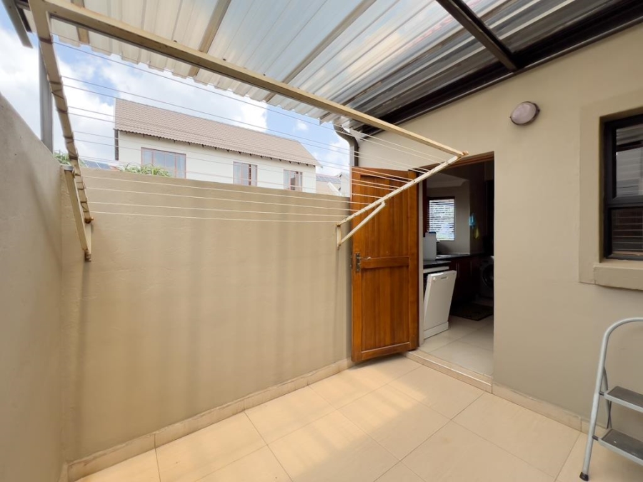 3 Bedroom Property for Sale in Candlewoods Country Estate Gauteng