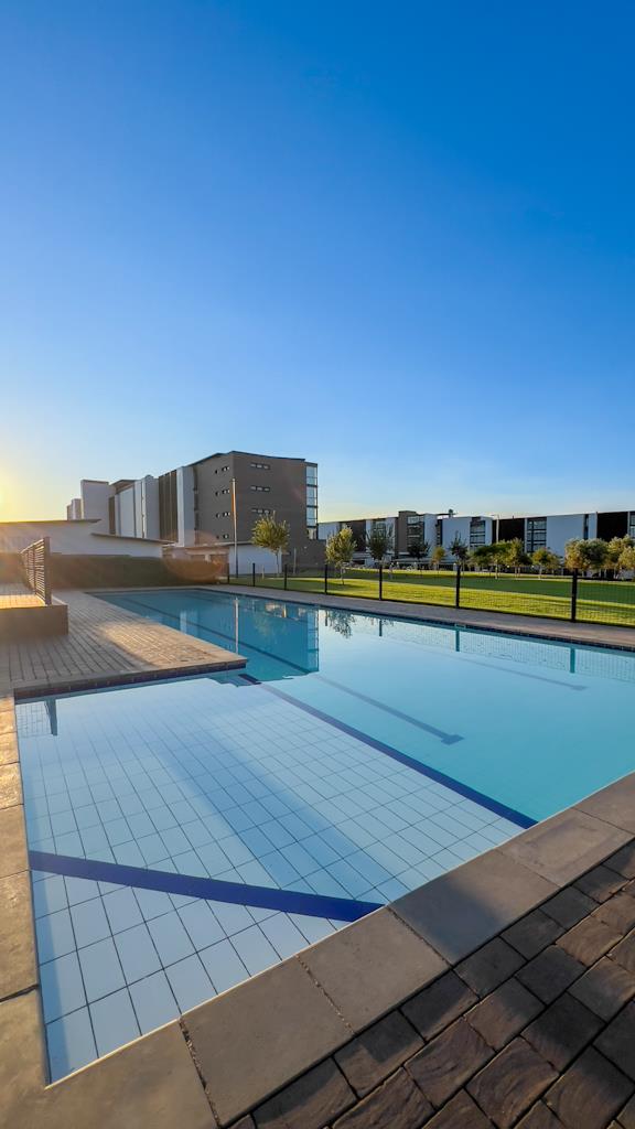 To Let 2 Bedroom Property for Rent in Midstream Estate Gauteng
