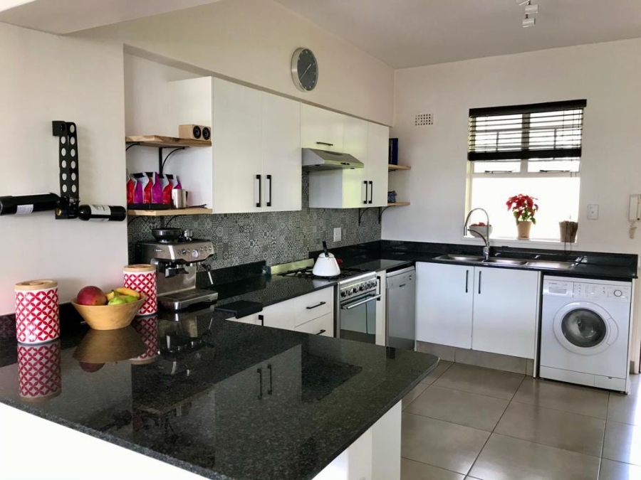 1 Bedroom Property for Sale in Waverley Gauteng