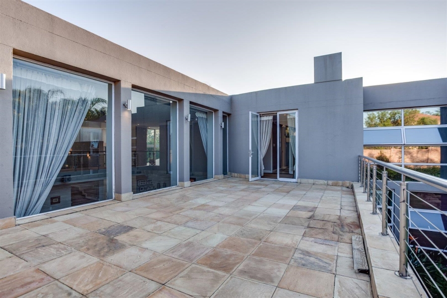 8 Bedroom Property for Sale in Kyalami Gauteng