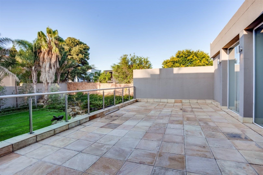 8 Bedroom Property for Sale in Kyalami Gauteng
