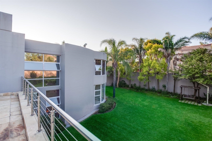 8 Bedroom Property for Sale in Kyalami Gauteng
