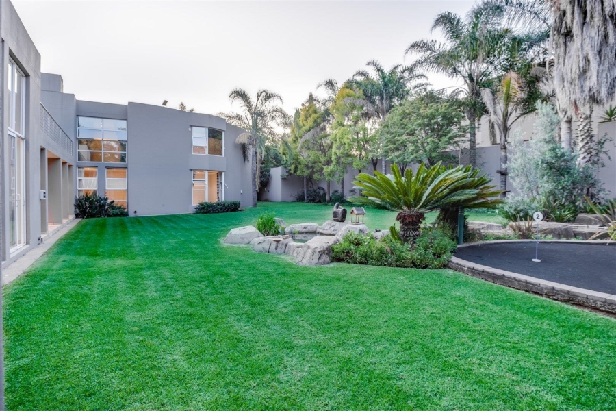 8 Bedroom Property for Sale in Kyalami Gauteng
