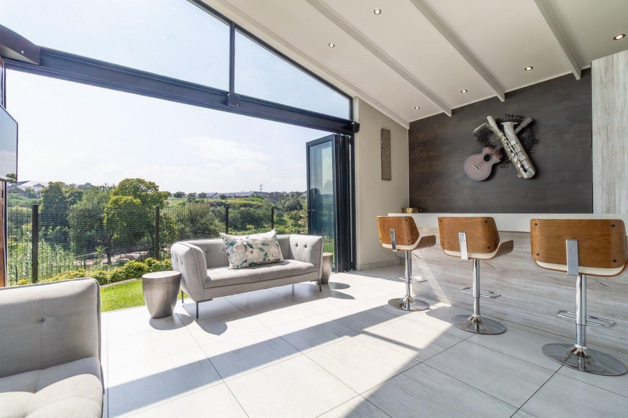 4 Bedroom Property for Sale in Helderfontein Estate Gauteng