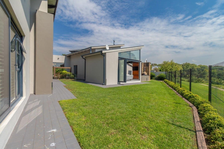 4 Bedroom Property for Sale in Helderfontein Estate Gauteng