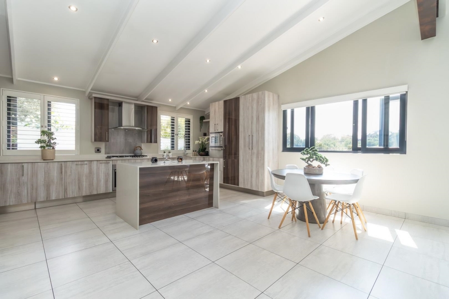 4 Bedroom Property for Sale in Helderfontein Estate Gauteng
