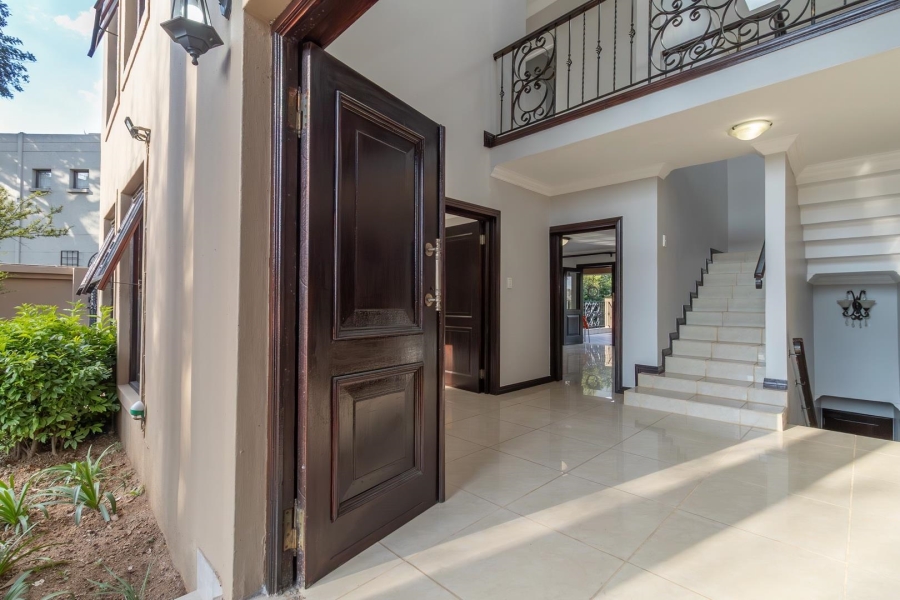 5 Bedroom Property for Sale in Kyalami Estates Gauteng